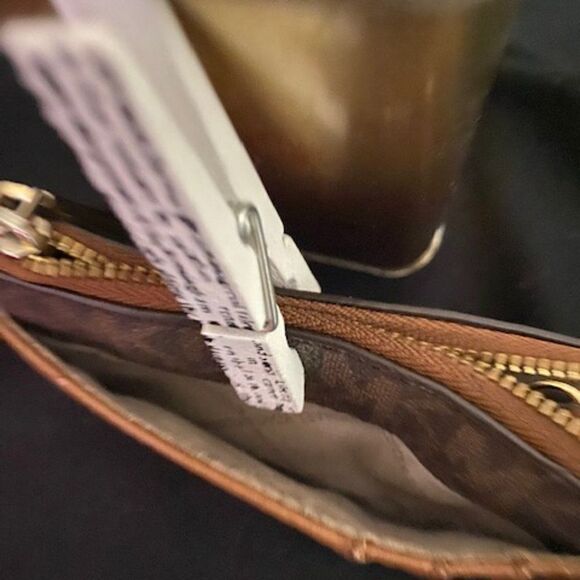 Michael Kors Jet Set Studded Coin wallet - Picture 7 of 7